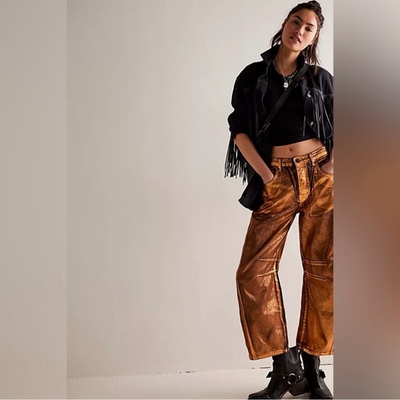 NWT We The Free x Free People Good Luck Gold Metallic Horseshoe Barrel Jeans - Picture 2 of 13